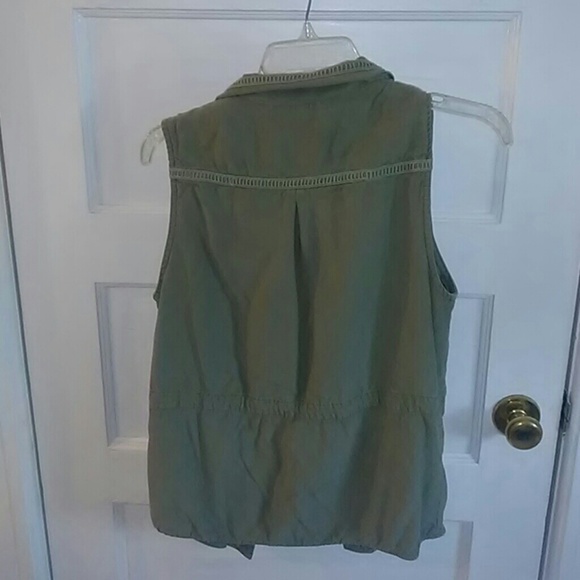 🌺 5/$15 Mudd Casual Vintage Vest - Picture 2 of 4